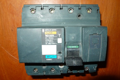 Disjoncteur tetrapolaire 125a - disjoncteur,