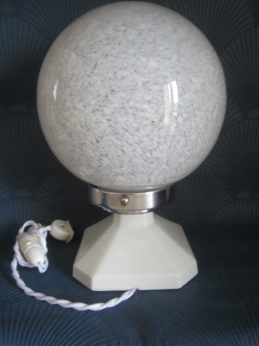Ancienne lampe globe opaline - lampe,