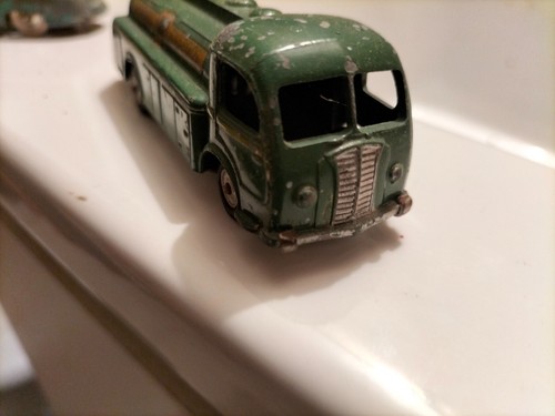 Jouet ancien camion cij - bp, /