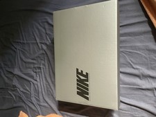 crampons football nike