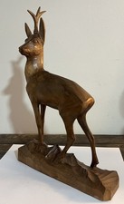 Brocard attentif jeune cerf Bois sculpté Forêt Noire XIX° cervidés