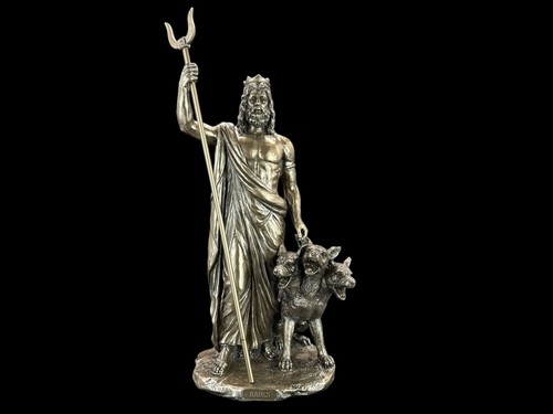 Dieu souterrain hades - dieu, du