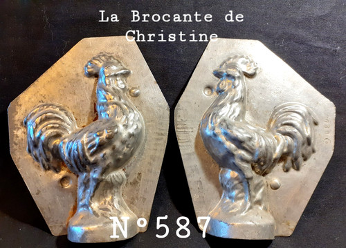 587 moule chocolat ancien - a,