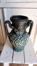Ancien vase à anses en terre
