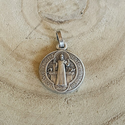 Médaille saint benoît - saint, en