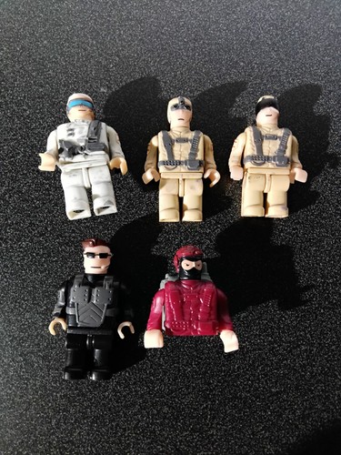 Mega bloks figure lot - mega,