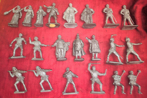 Figurines originales maison - 21,