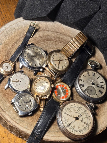 Lot montres mécaniques - de,
