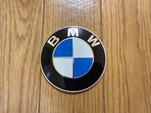 Bmw emblem genuine - bmw,