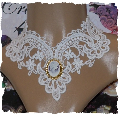 Collier dentelle blanche - collier,