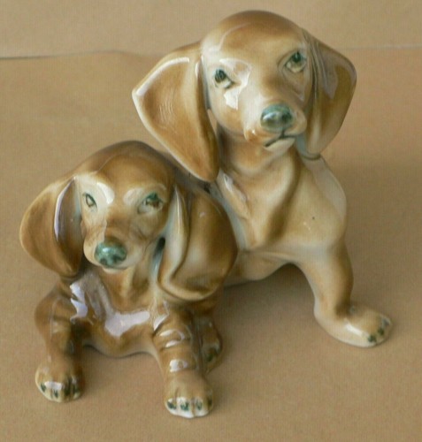 Porcelaine deux chiots teckel
