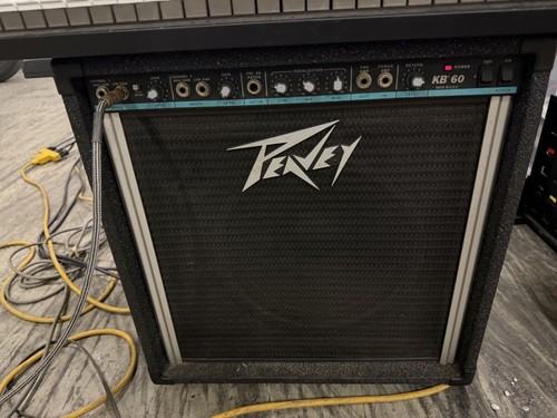 Peavey amp does - kb-60,