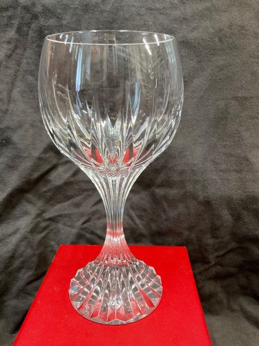 Verre vin en cristal de - verre, a
