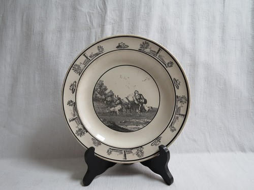 Ancienne assiette terre - assiette,