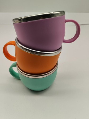 Lot petites tasses - de,