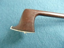 ARCHET DE VIOLON ANCIEN