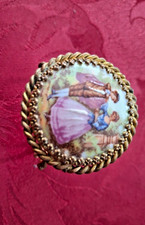 Petite table (peut-être pour