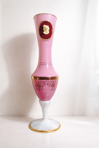 Vase opaline rose - , doré