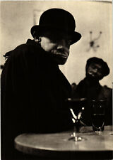 CPM ROBERT DOISNEAU, UN