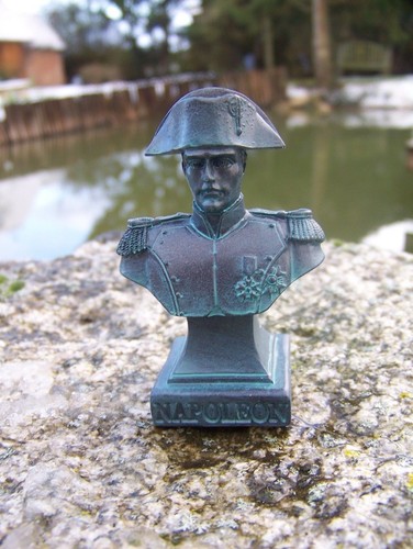 Re0092 figurine statuette - ,