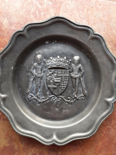 Assiette etain ancienne - assiette,