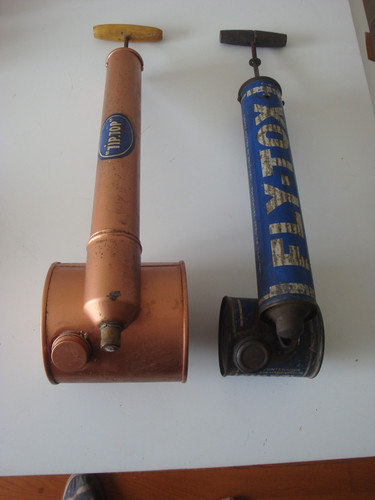 Anciens pulverisateurs - 2,