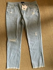 MISGUIDED WOMENS JEANS SZ US 8,10 NWT Light Wash, High Waister Extreme Turn Up