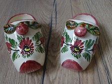 paire de sabots faïence