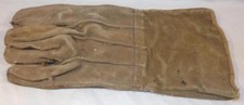 Un gant en cuir pour manipulation fil de fer barbelé Gauntlet Barbed-Wire US WW2