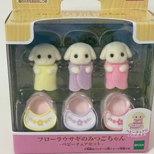 Ensemble bébé et chaise triplet Sylvanian Families Flora Rabbit Calico Critte...