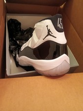 Air Jordan 11 XI Concord Size