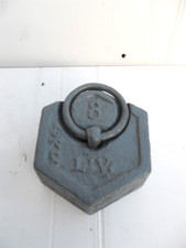 =  poids de 8 livres, soit 4 Kgs  ,  pour  balance ROBERVAL