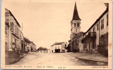 71 SAINT VALLIER - place de