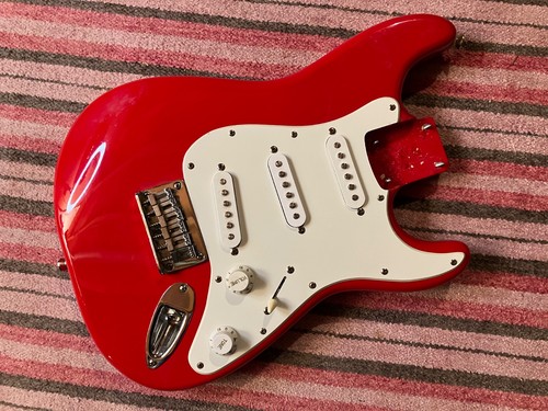 Squier mini strat guitar body - mini,