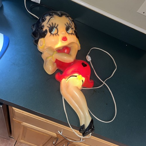 Vintage betty boop wall - betty,