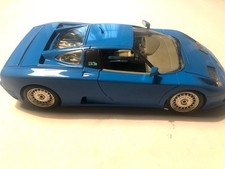 Burago échelle 1/18 Diecast