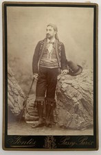 COSTUME OPÉRA - Un Homme Dans