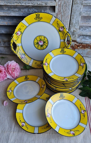 Ancien service gateau uf - service,