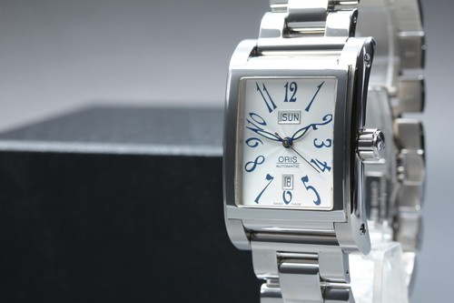 Presque comme neuve montre - comme, neuve]