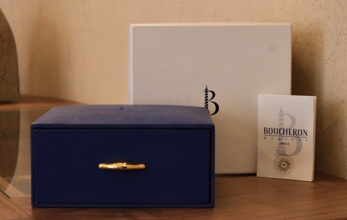 Boite pour montre - pour,