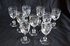 9 verres à vin cristal saint