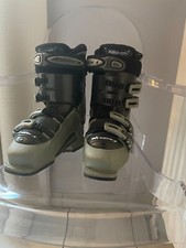 chaussures de ski très peu