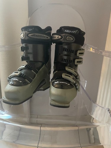 Chaussures ski très peu - de,