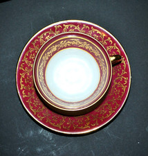 LIMOGES Tasse à café en Porcelaine de Limoges - Décor rouge et or frise doré
