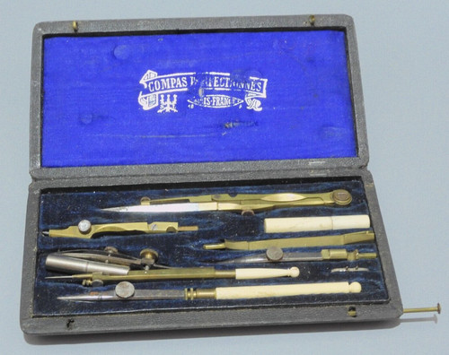 Boite compas perfectionnés - boite,