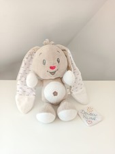 Peluche/Doudou Lapin Beige Blanc Noeuds Papillons Nez Coeur Rouge 30cm - Auchan