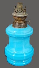 Pied de lampe à pétrole en