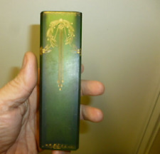 vase  style empire décor  gravé et doré.