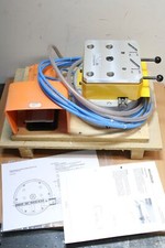 NEUF : Poinçonneuse pneumatique PVC SCHUCO pour VARIOTEC type 280 553 + pedale