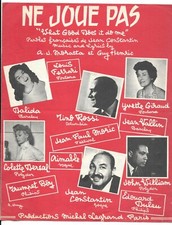 NE JOUE PAS de Louis FERRARI
